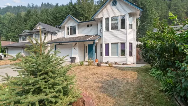 21424 RICHMOND DRIVE image #1