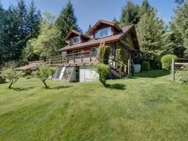 817 BYNG ROAD, Sunshine Coast, Roberts Creek, BC