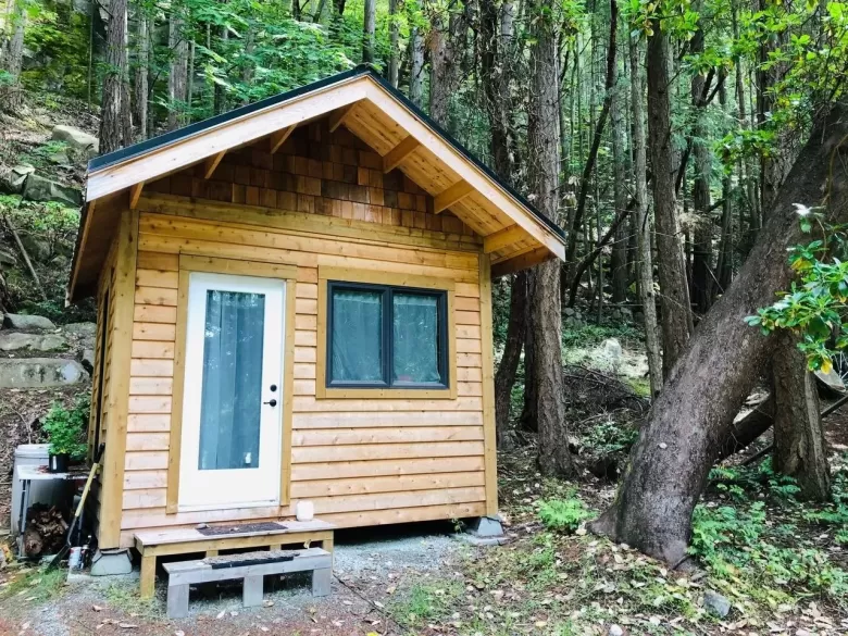 307 WOOD DALE DRIVE image #1