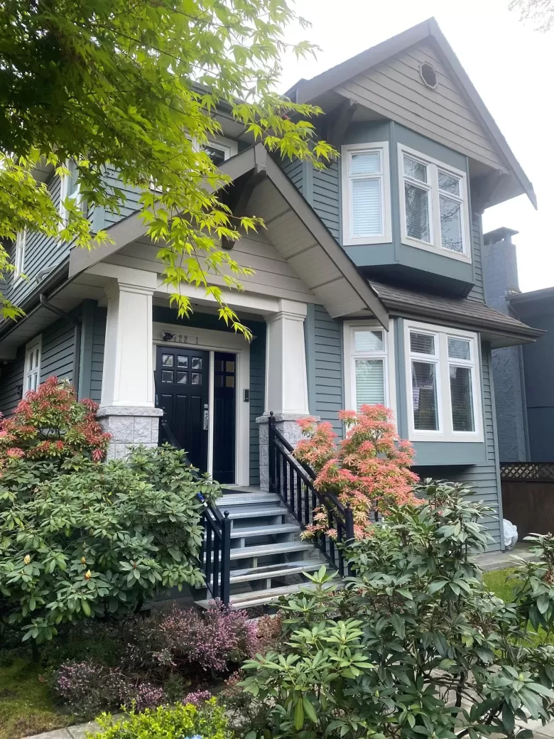 1 122 W 12TH AVENUE image #1