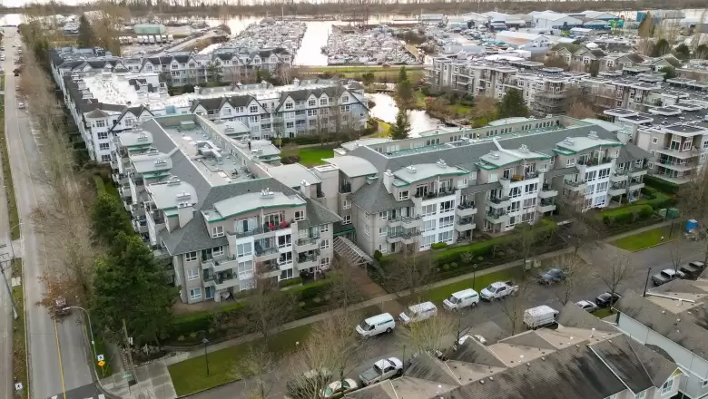 112 5800 ANDREWS ROAD image #1