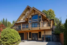 1072 JAY CRESCENT, Squamish, Squamish, BC