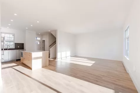 175 1310 MITCHELL STREET image #3