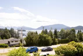 1503 LANGDALE ROAD, Sunshine Coast, Gibsons, BC