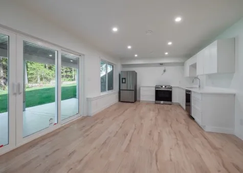 1127 MALCOLM CREEK ROAD image #4