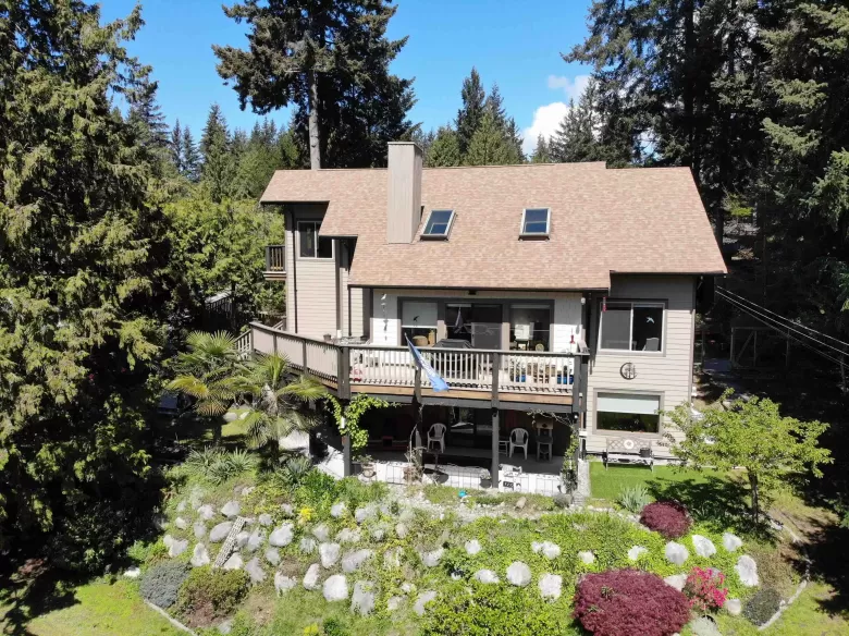 8096 WESTWOOD ROAD, Halfmoon Bay, BC for sale