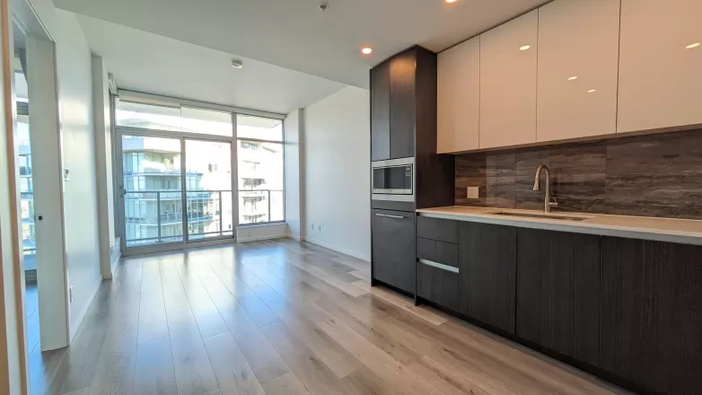 4209 1888 GILMORE AVENUE image #1