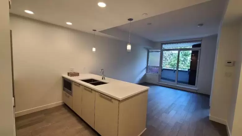 207 5033 CAMBIE STREET image #1