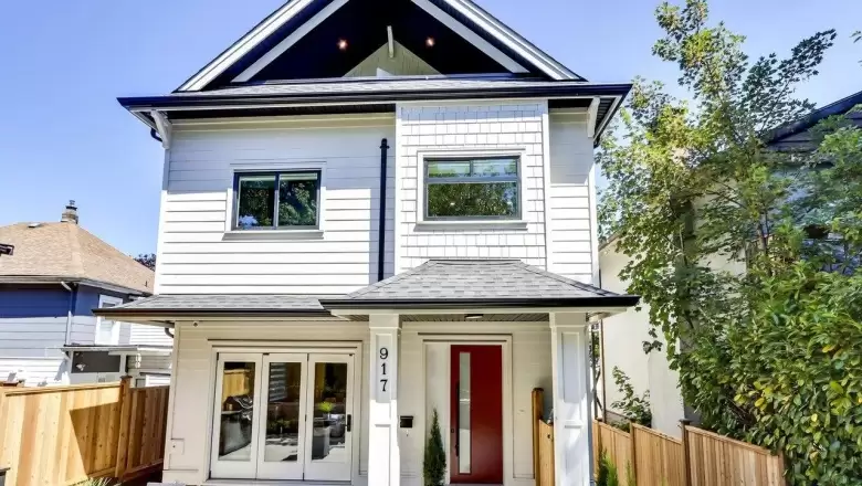 917 E 10TH AVENUE image #1