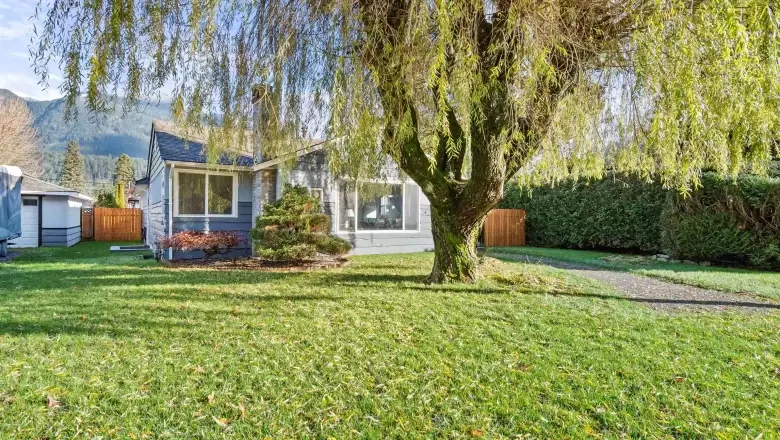 595 3RD AVENUE image #1