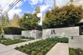 4 3730 EDGEMONT BOULEVARD, North Vancouver, North Vancouver, BC