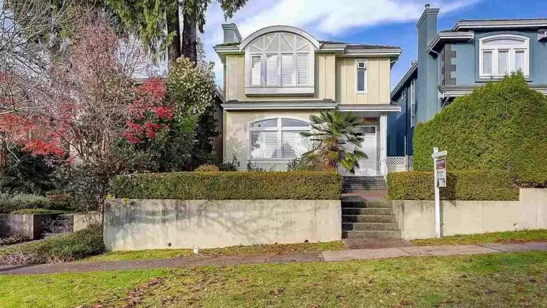 3033 W 42ND AVENUE image #1