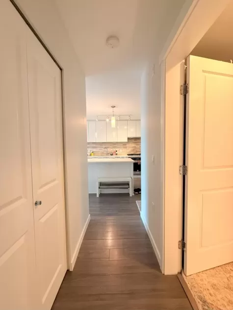 423 9500 TOMICKI AVENUE image #2