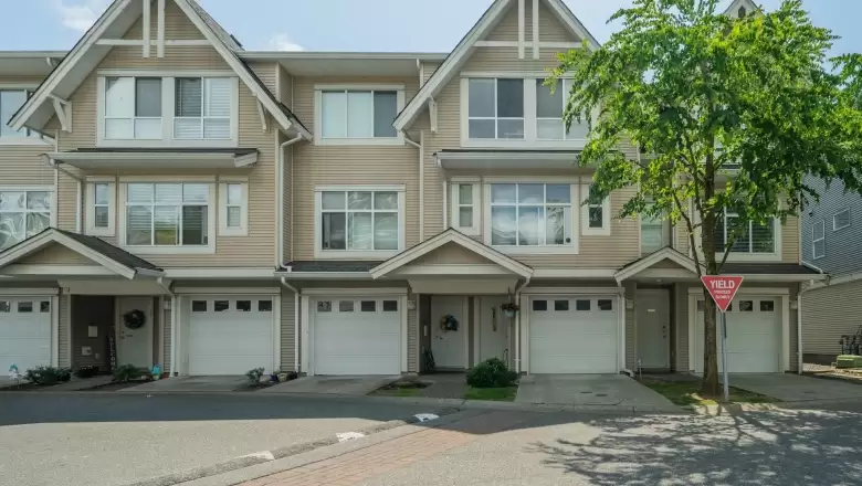 52 6450 199 STREET image #1