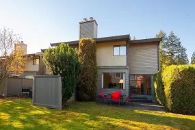 1131 MONTROYAL BOULEVARD, North Vancouver, North Vancouver, BC