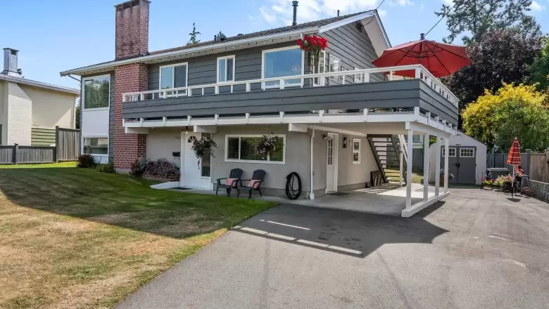 11042 86A AVENUE image #1