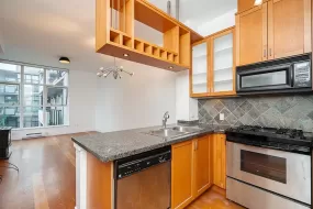 401 8988 HUDSON STREET, Vancouver West, Vancouver, BC