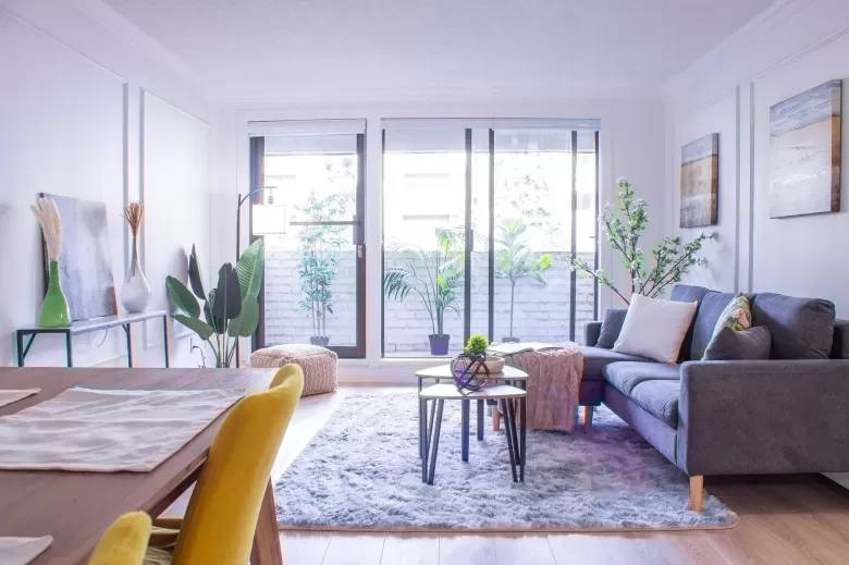 103 340 NINTH STREET image #1