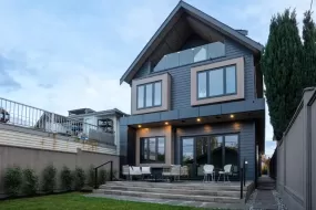 2 351 E 38TH AVENUE, Vancouver East, Vancouver, BC