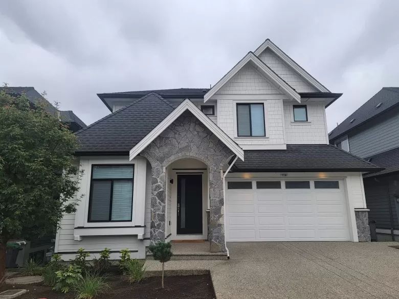 16752 17A AVENUE image #1
