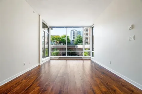 302 2980 ATLANTIC AVENUE image #1
