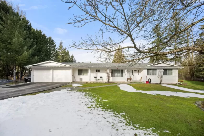 26871 58 AVENUE image #1