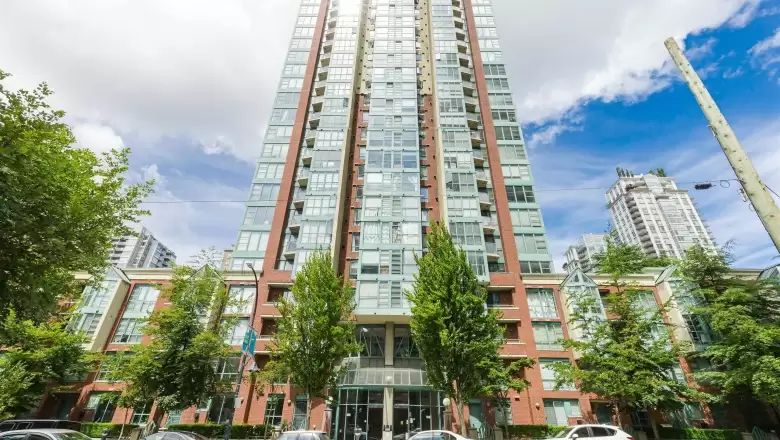 2304 939 HOMER STREET image #1