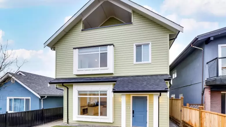 3234 ADANAC STREET image #1