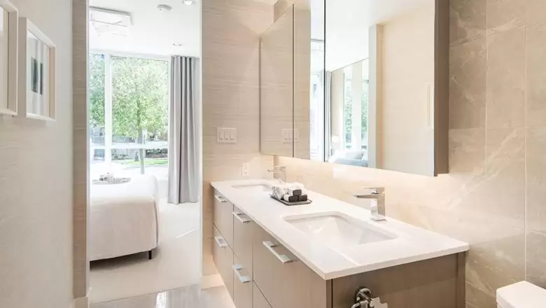 307 5608 BERTON AVENUE image #1