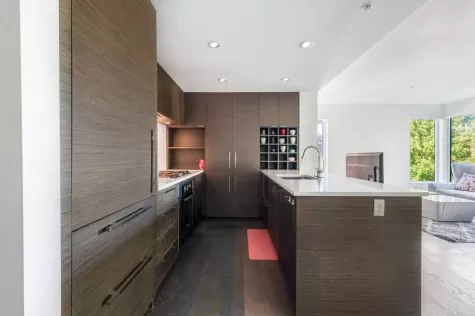 310 5955 BIRNEY AVENUE image #3