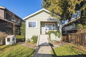 1571 E 20TH AVENUE, Vancouver East, Vancouver, BC