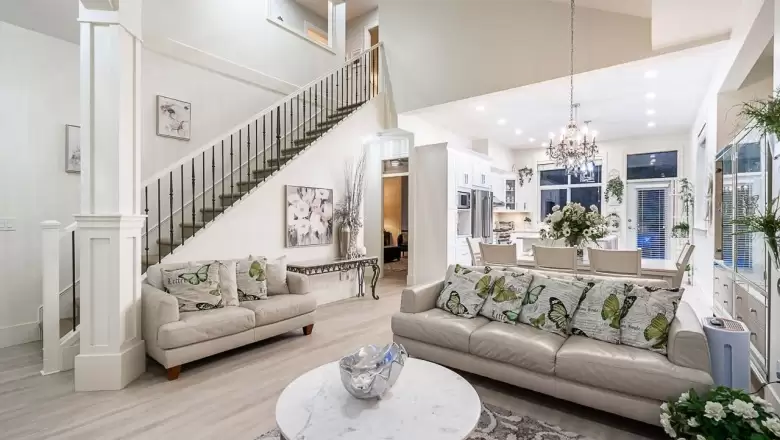 18 14655 32 AVENUE image #1