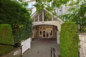 203 333 E 1ST STREET, North Vancouver, North Vancouver, BC