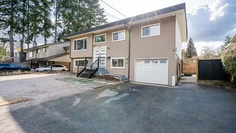 11820 96 AVENUE image #1