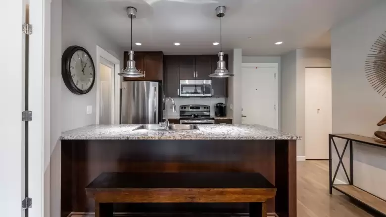 206 2238 WHATCOM ROAD image #1