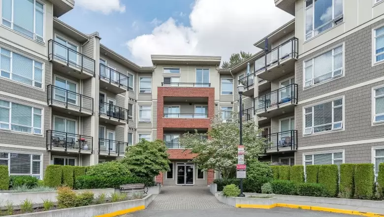 C420 20211 66 AVENUE image #1