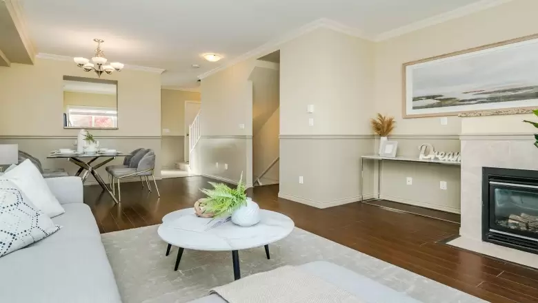 7 9451 GRANVILLE AVENUE image #1