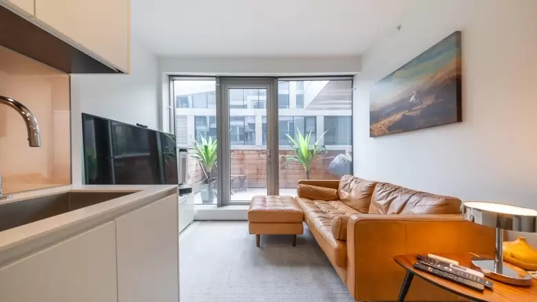 801 1480 HOWE STREET image #1