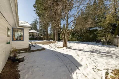 4520 CAPILANO ROAD image #1