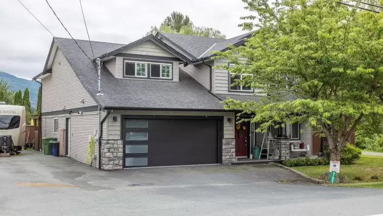 41654 YARROW CENTRAL ROAD, Yarrow, BC