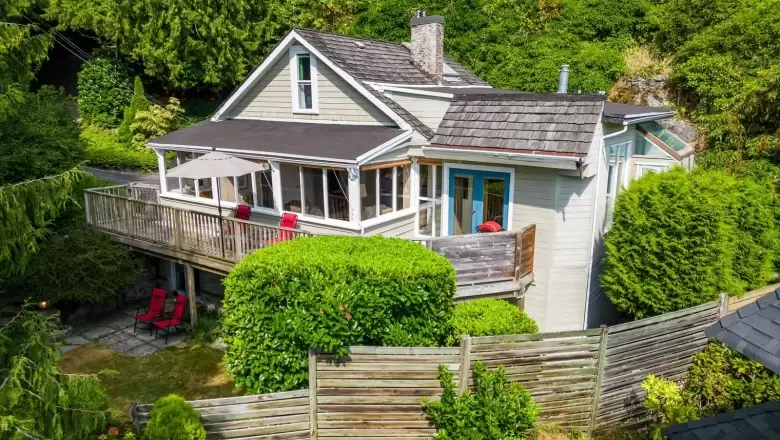 6590 MARINE DRIVE image #1