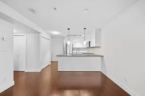 306 4338 COMMERCIAL STREET, Vancouver East, Vancouver, BC