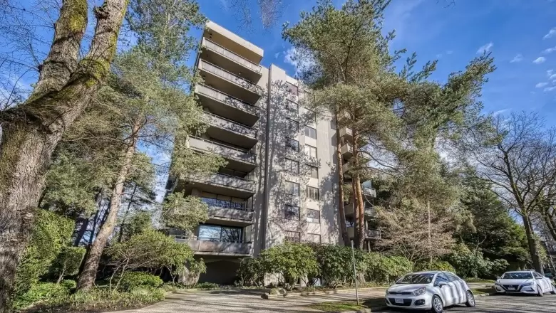 600 1685 W 14TH AVENUE image #1