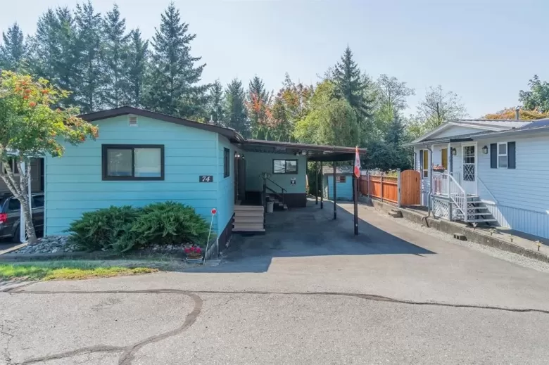 74 27111 0 AVENUE image #1