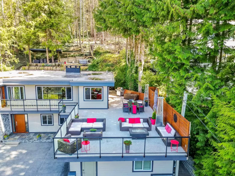 6091 EAGLERIDGE DRIVE, West Vancouver, BC