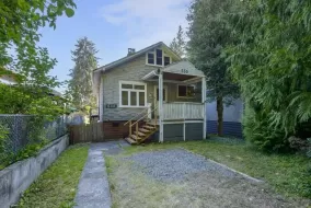 535 W 15TH STREET, North Vancouver, North Vancouver, BC