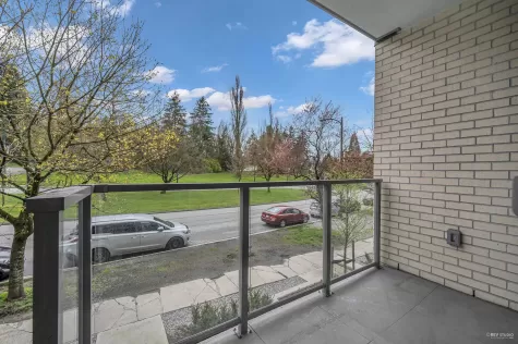 206 4675 CAMBIE STREET image #2