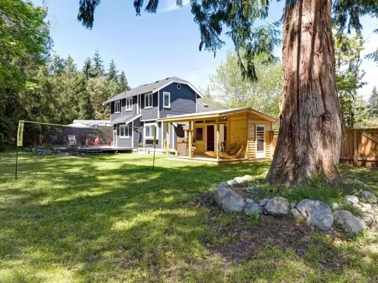 7843 EAGLE DRIVE, Halfmoon Bay, BC for sale