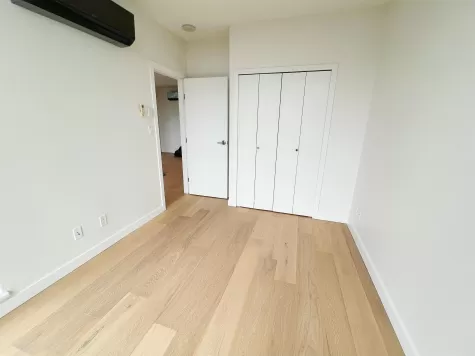 1908 6588 NELSON AVENUE image #3