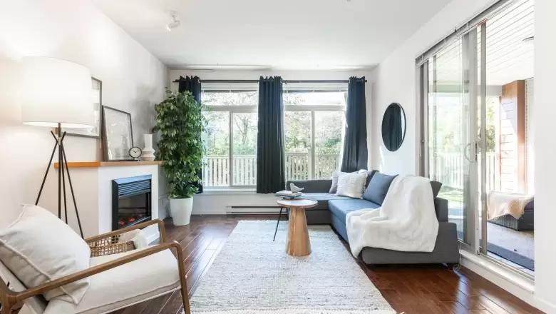 112 15385 101A AVENUE image #1